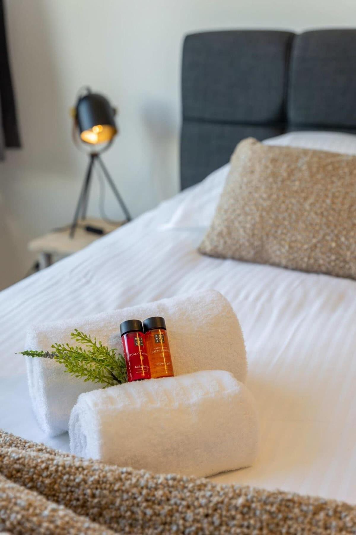 Huswell - Cosy Apartment With Vintage Interior De Haan Esterno foto