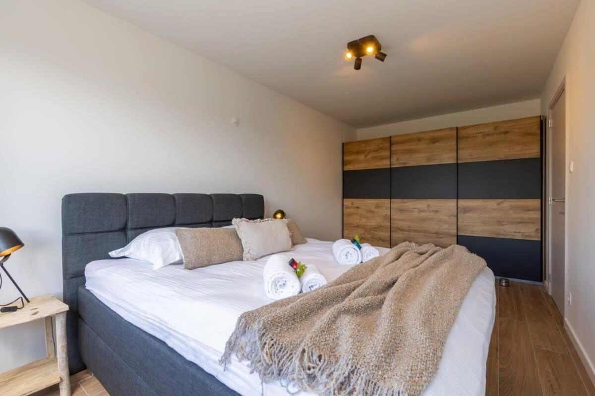 Huswell - Cosy Apartment With Vintage Interior De Haan Esterno foto